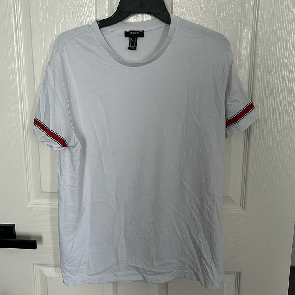 Forever 21 Men’s White Tee Shirt
